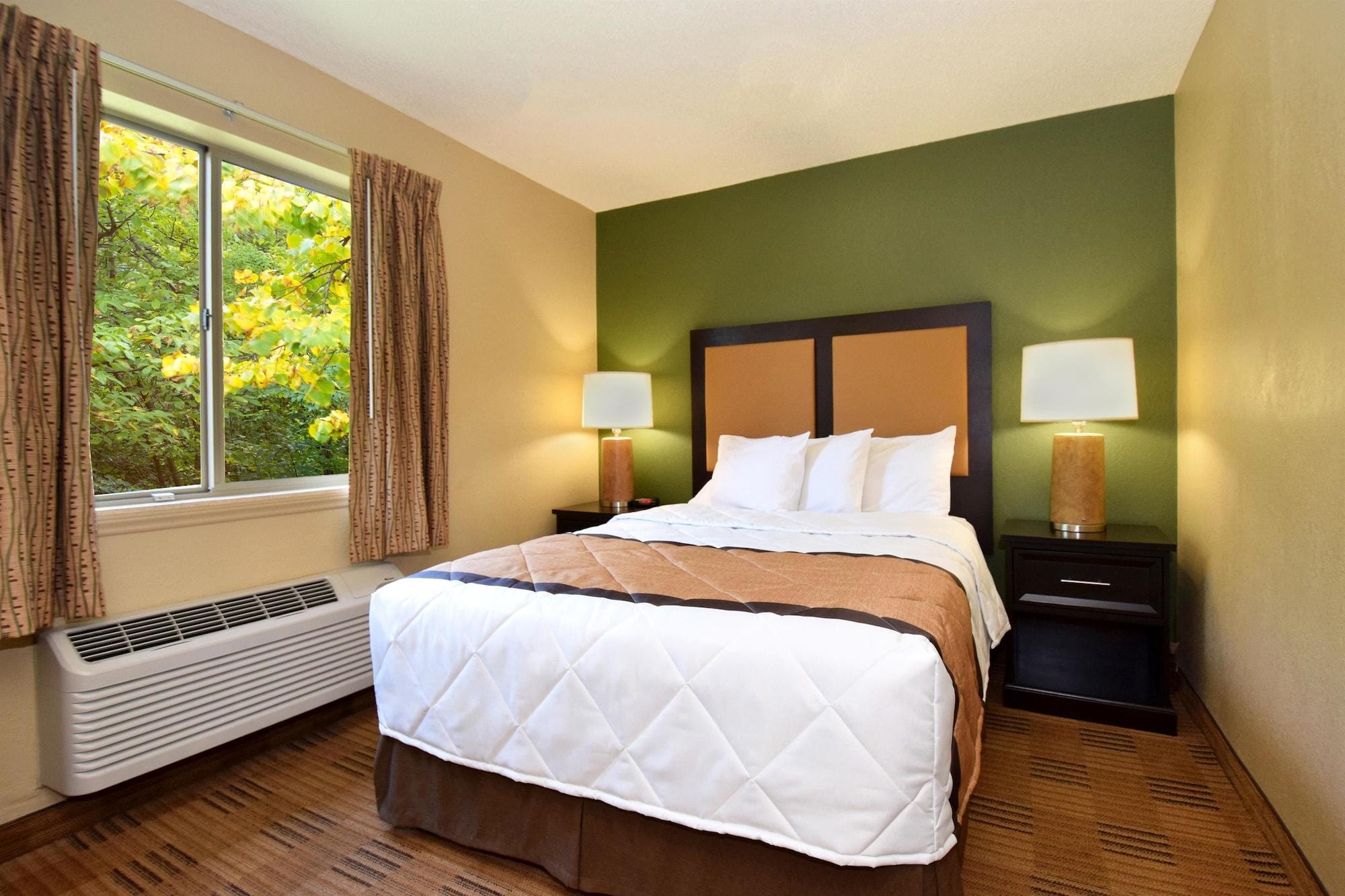 Extended Stay America Select Suites - Dallas - Farmers Branch Exterior photo