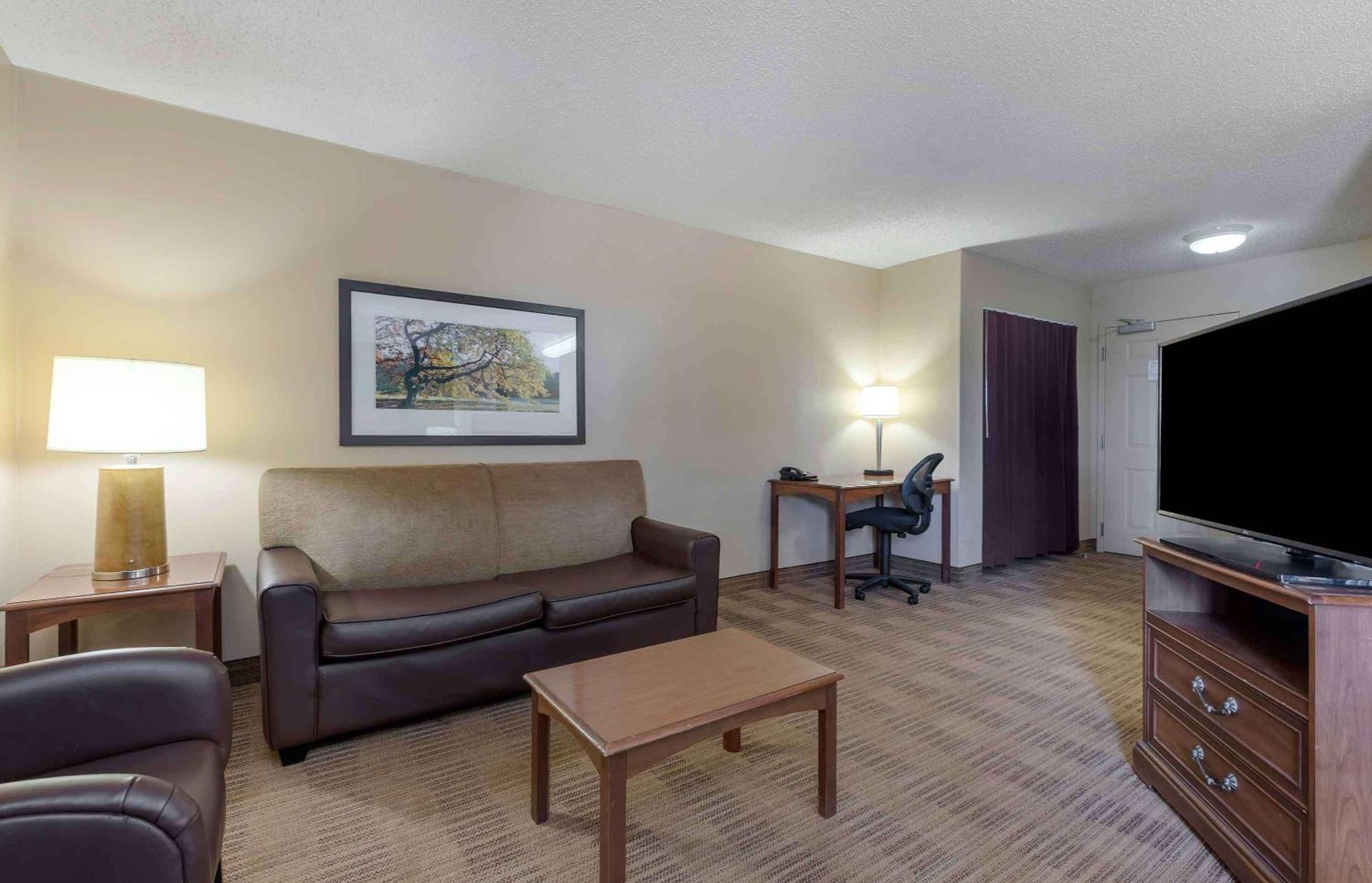 Extended Stay America Select Suites - Dallas - Farmers Branch Exterior photo